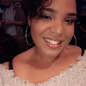 Meet your Posher, Naomi